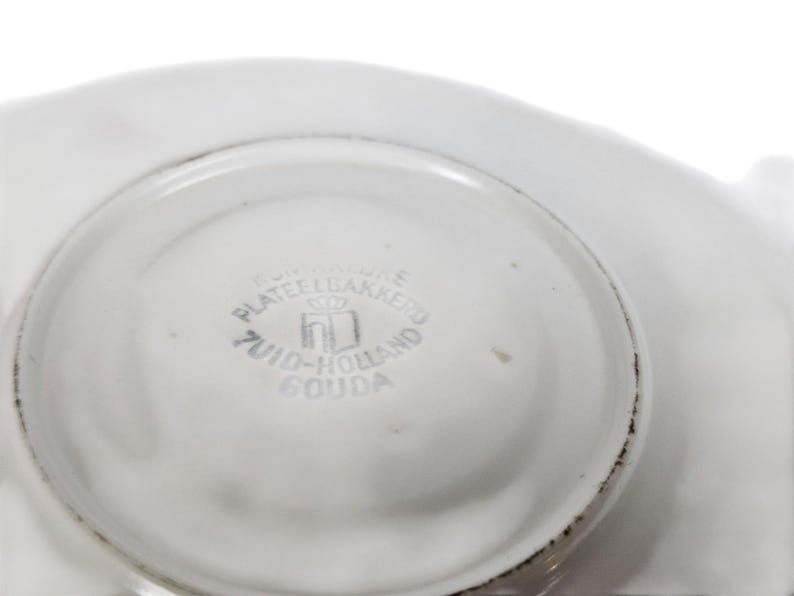 Plateelbakkerij Zuid Holland (PZH) - Gouda - Holanda - xícaras e pires (4) - 1950 imagem 5