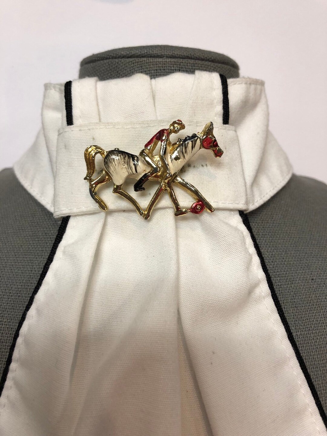 stock tie and pin