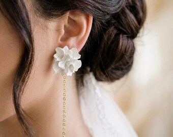 CARNATION CHAIN EARRINGS