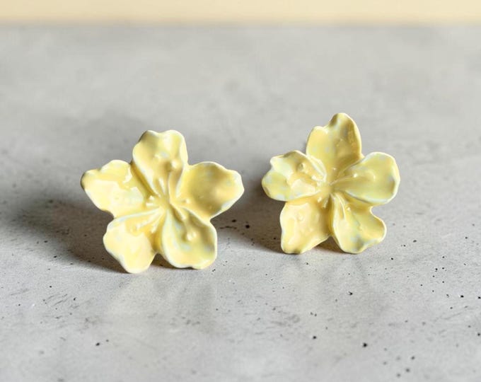 MINI CHERRY EARRINGS