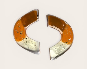 AMBER HOOK EARRINGS