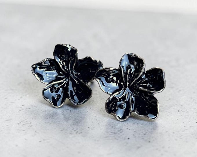 BLACK CHERRY EARRINGS