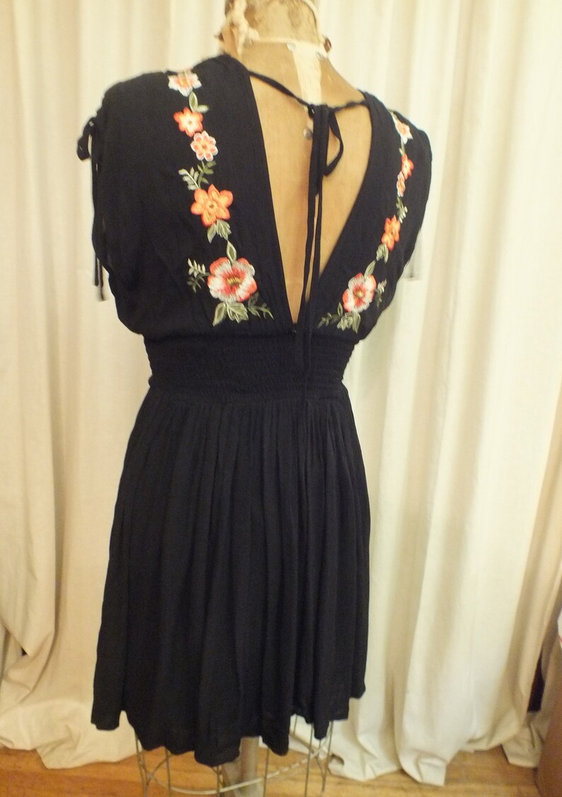 Sleeveless Embroidered Dress with V-Neckline main image 1