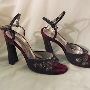 Vintage Shoes by Dolce & Gabbana Open Toe Velvet, Embroidered and Beaded Pumps Size 38.5 Designer Shoes