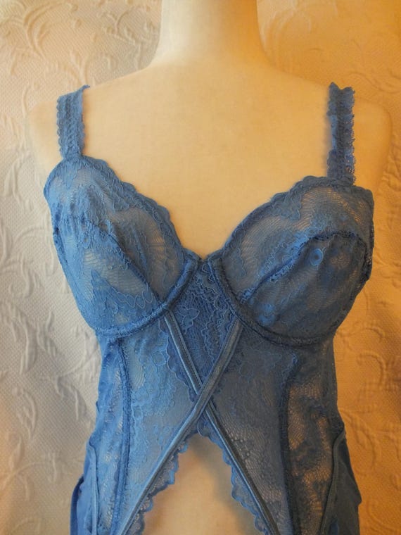 Bright Blue Lace Corset Wired Size 8 View 3