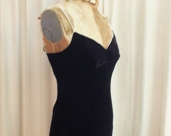 Gorgeous Vintage Black Velvet Dress with White Straps and White Edging By Kathlin Argiro Atelier Sz 6 Rayon/Silk