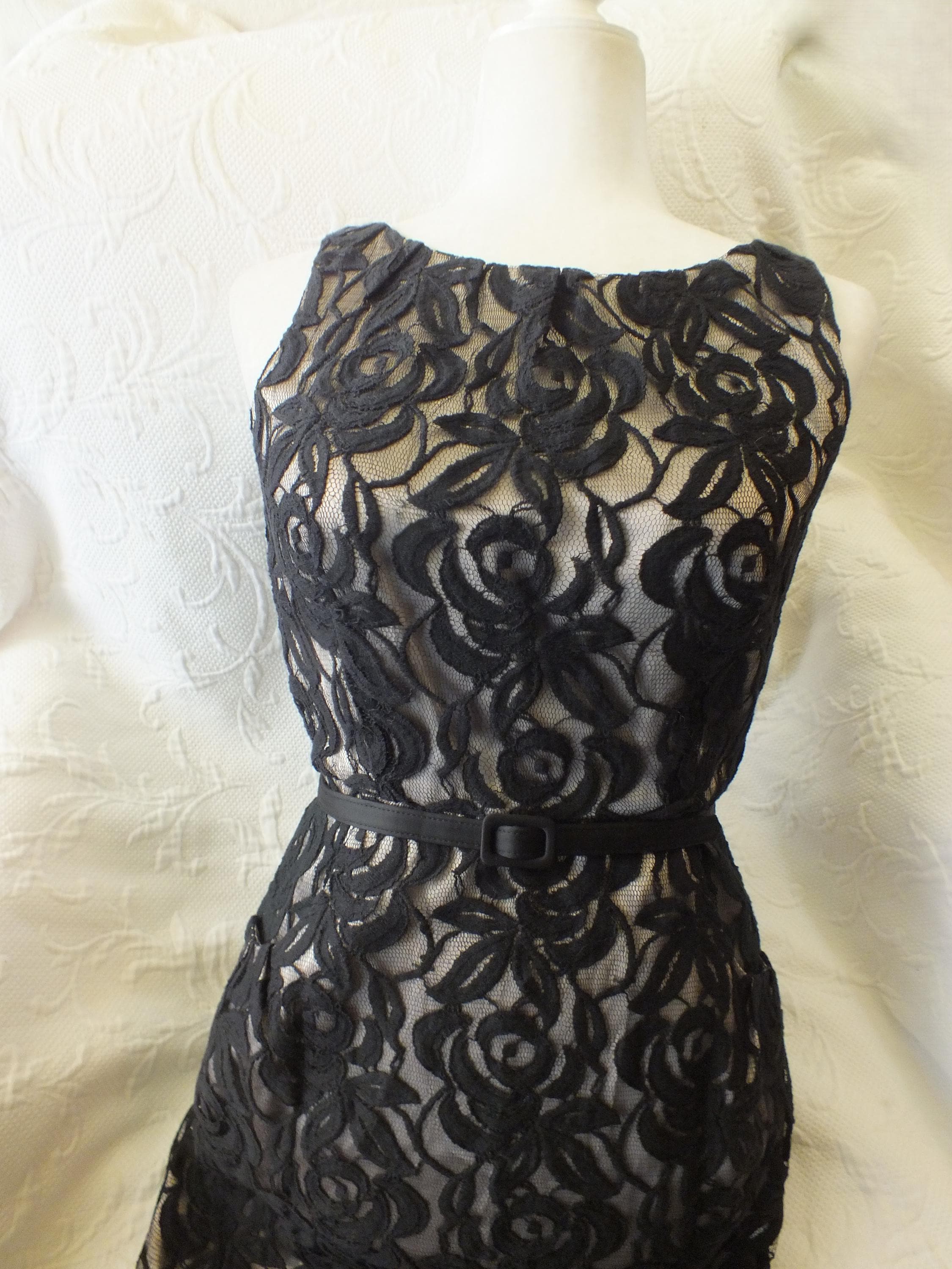 nine west black lace dress Vintage Black Lace Cocktail Dress with Belt and Side Pockets by Nine West  Size 2