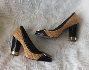 Chaussures de créateur vintage bleu marine avec escarpins en paille Taille 5 M