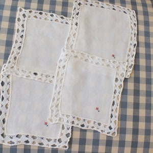 Vintage Embroidered White Cloth Cocktail Napkins Set of 4