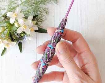 Ellipse crochet hook size 3mm tapered aluminium hook with polymer clay handle