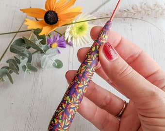 Bulb crochet hook size 2.25mm (US Size B), polymer clay (Fimo) covered aluminium hook