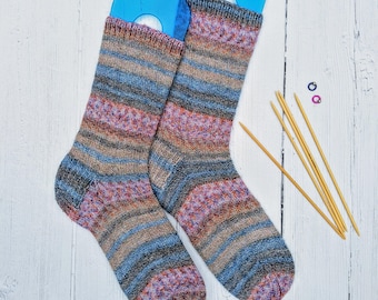 Basic sock knitting pattern digital download - knitted top down, including tips for sock beginners