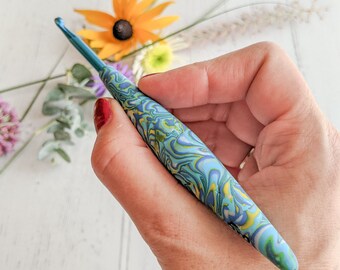 Ellipse crochet hook size 5mm (US size H), polymer clay (Fimo) covered aluminium hook