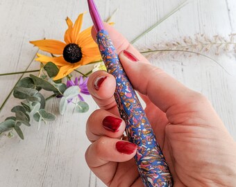 Bulb crochet hook size 6.5mm (US size K), polymer clay (Fimo) covered aluminium hook