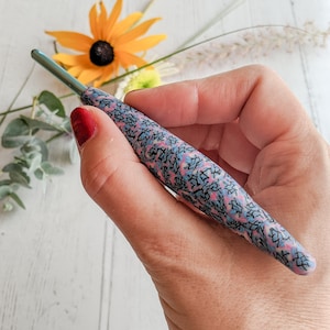 Size H Crochet Hook -  Hong Kong