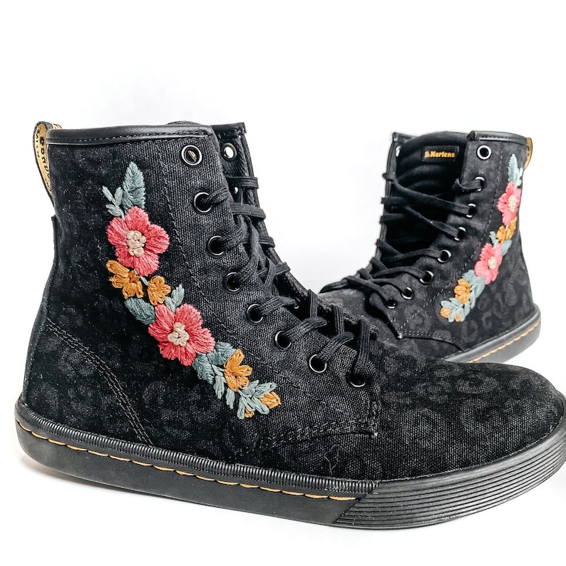 PDF DIGITAL Pattern Floral Boots DIY Thread Unraveled Embroidery Pattern Embroidered Shoes Fall canvas image 2