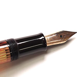 Rare stylo plume Pelikan 400 NN - vintage, magnifique tortue marron strié - or 14 carats, plume Pelikan 585 KEF - merveilleux cadeau