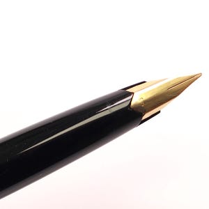 Montblanc 221, zwarte hars, vintage collectible vulpen, 14K F gouden penpunt - Prachtig cadeau