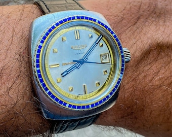 Vintage Sicura Automatic Swiss Watch: 1970s Brevets, Cal 158