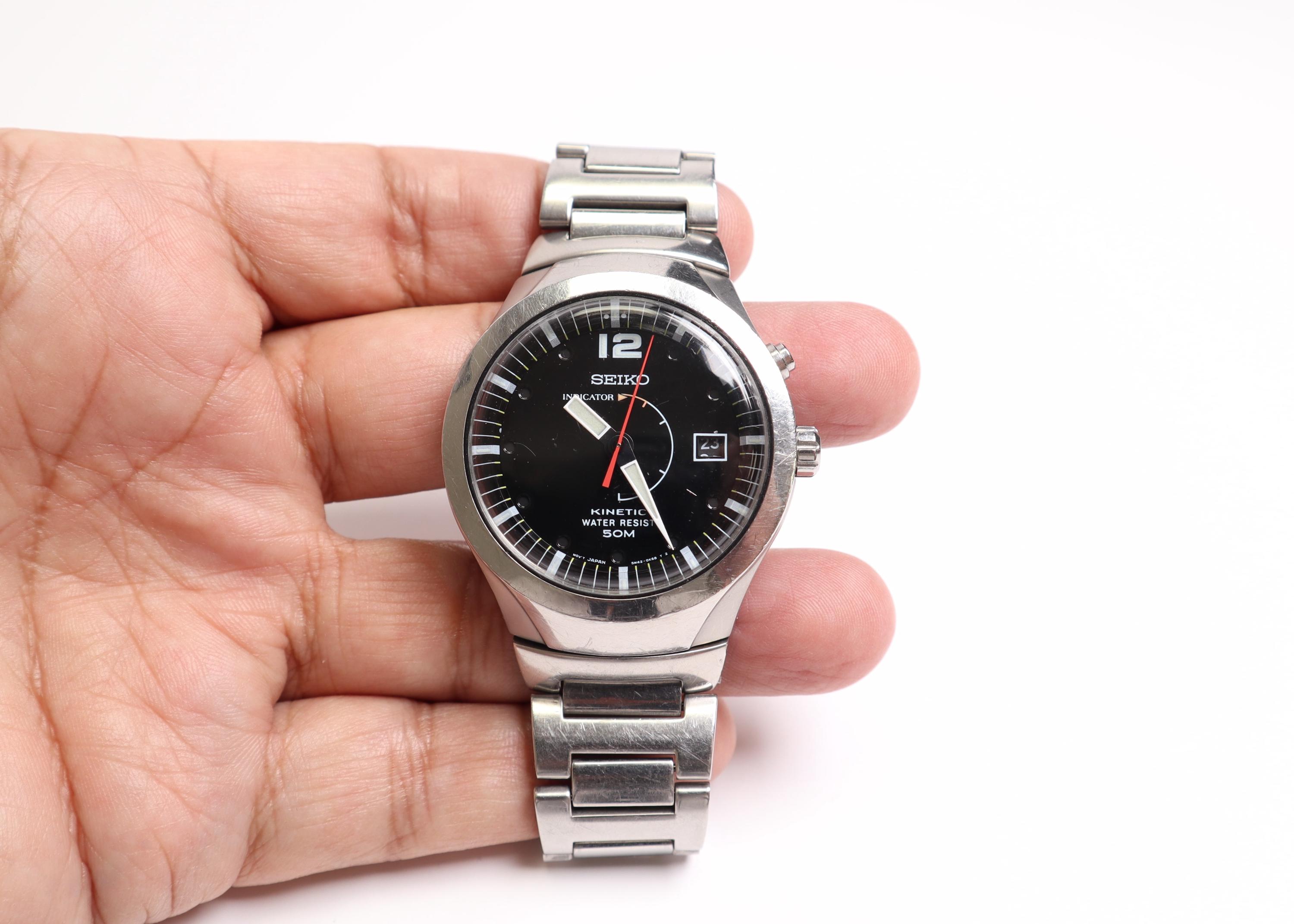 Seiko Kinetic Indicator Watch 5M42-0G70: Original Bracelet, New