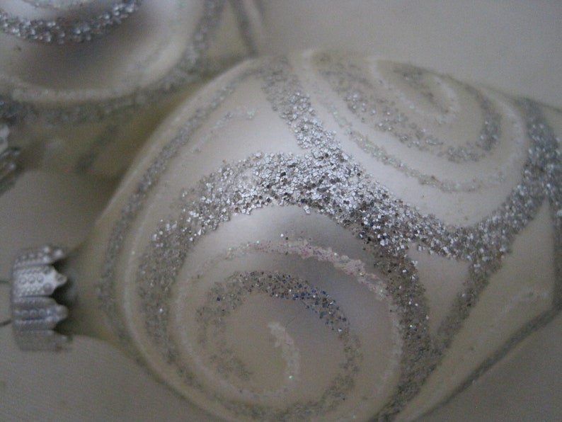 Set of Four Teardrop White and Silver Swirl Glass Christmas Tree Ornaments