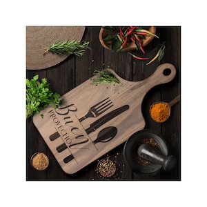Buen Provecho Cutting Board, Engraved Kitchen Gifts, Chopping Board, Charcuterie Board with Handle, Maple or Walnut Boards