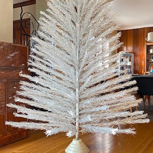 Beautiful CUSTOM 7 Carey-mcfall Aluminum Christmas Tree, 201 ...