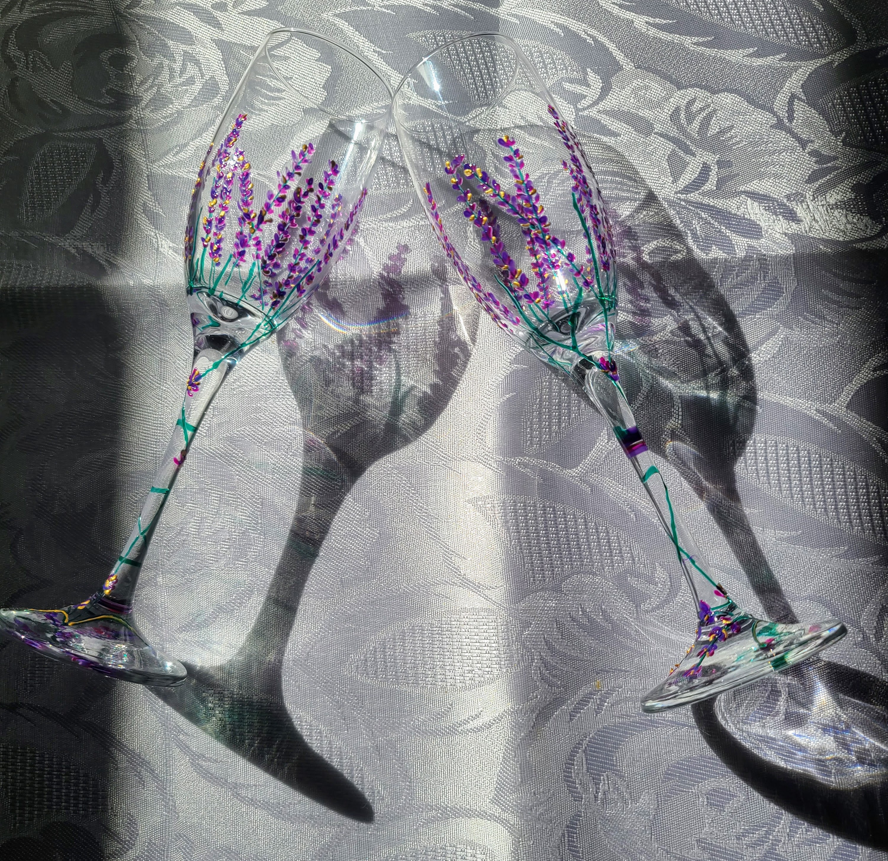 Hand Painted Long Stem Wine Glass. Divine Hats, Wraps, Leopard Dress &  More Theme. - STV Designs