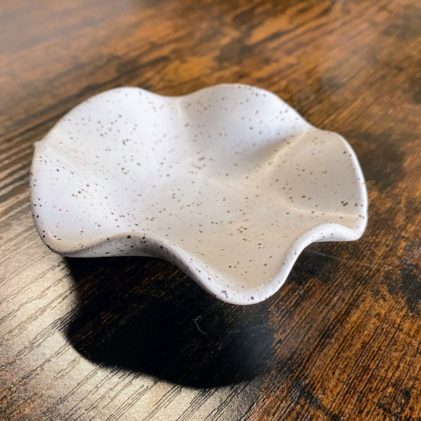 Handmade Clay Ceramic Matte White Wavy Delicate Ring Dish