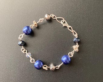 Deep Blue Bead & Wire Bracelet w/lobster clasp Handmade in USA