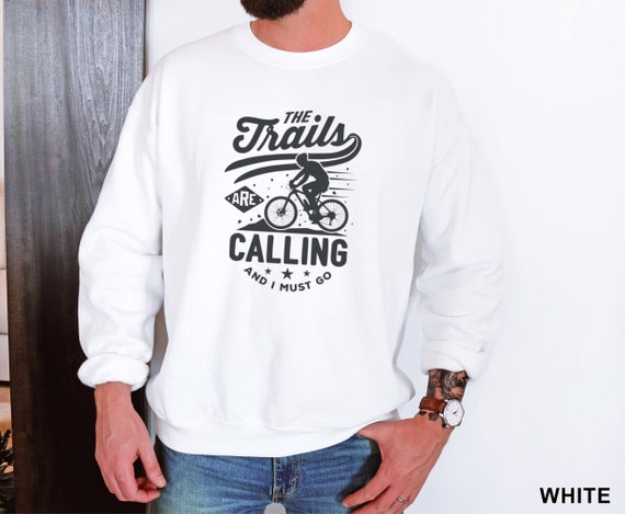 Yamaha Mountain Graphic Unisex Hooded Sweatshirt - Perfect for Outdoor Adventures Yamaha Mountain Graphic Unisex Hooded Sweatshirt - Perfect for Outdoor Adventures