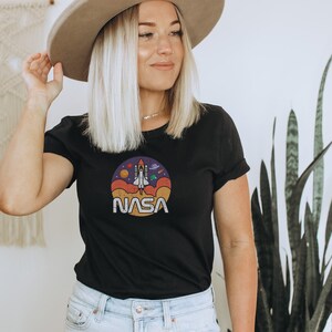 Nasa Space shuttle retro vintage liftoff Unisex Jersey Short Sleeve Tee T-Shirt