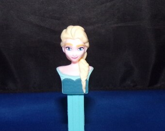 Elsa From Frozen Pez Dispenser