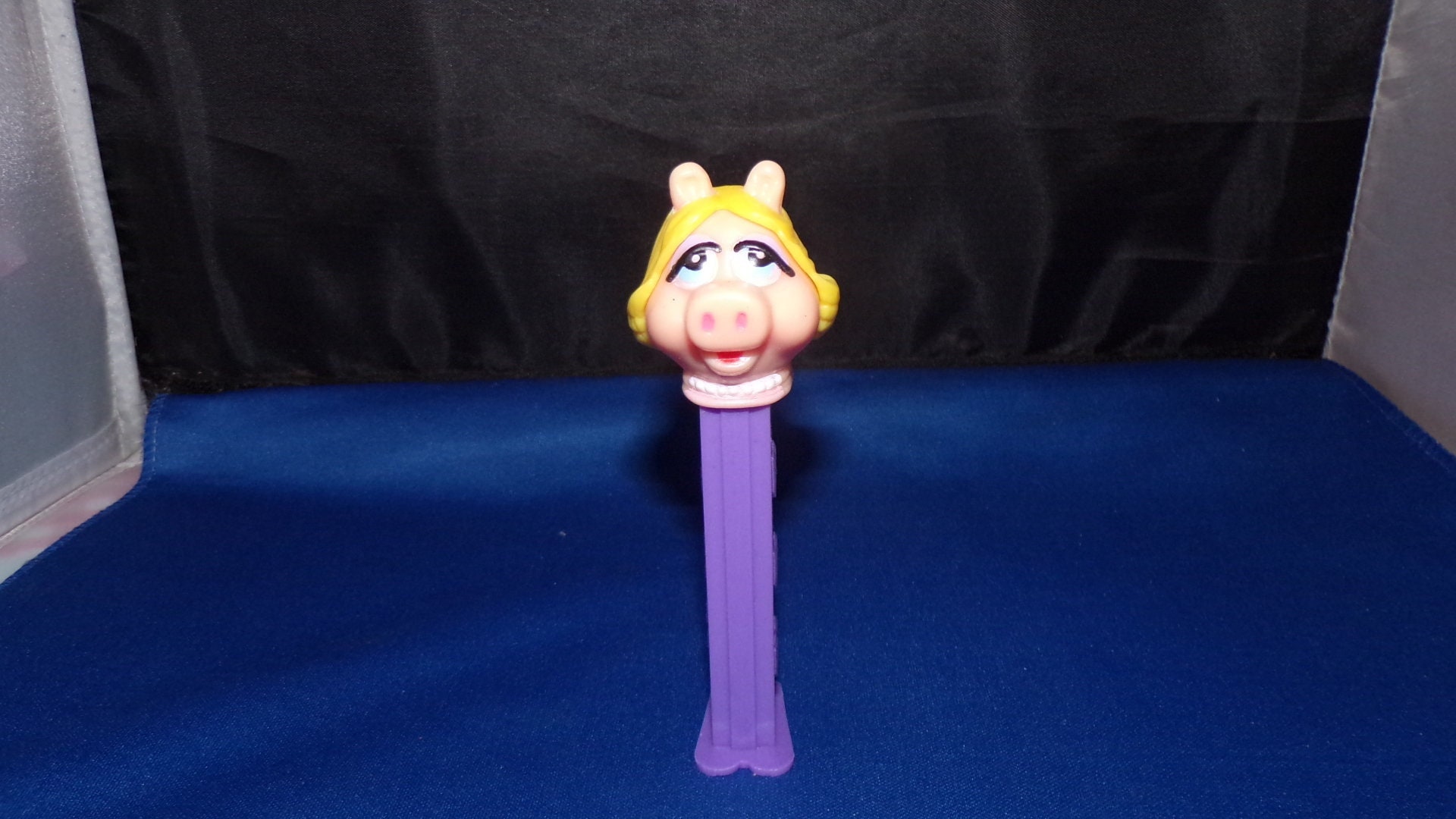 Miss Piggy PEZ Dispenser & Candy - Muppets - PEZ Online Store – PEZ Candy