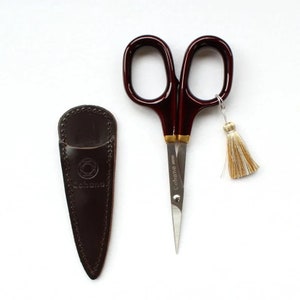 COHANA SCISSORS with Lacquered Handles in Burnt Sienna, Fine 4″ Embroidery Scissors, Smooth Fitting Handles, Made In Japan