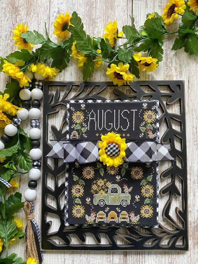 STITCHING WITH the HOUSEWIVES Truckin/' Along-August \u2022 Cross Stitch Pattern \u2022 Year of Vintage Trucks \u2022 Monthly Series Pattern Only
