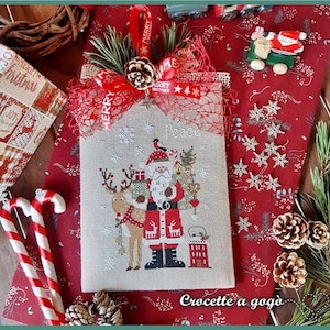 Crocette A Gogo  •  &quot;Santa Claus 2021&quot; • Counted Cross Stitch Pattern • Winter, Christmas, Reindeer, Peace, Paper Pattern