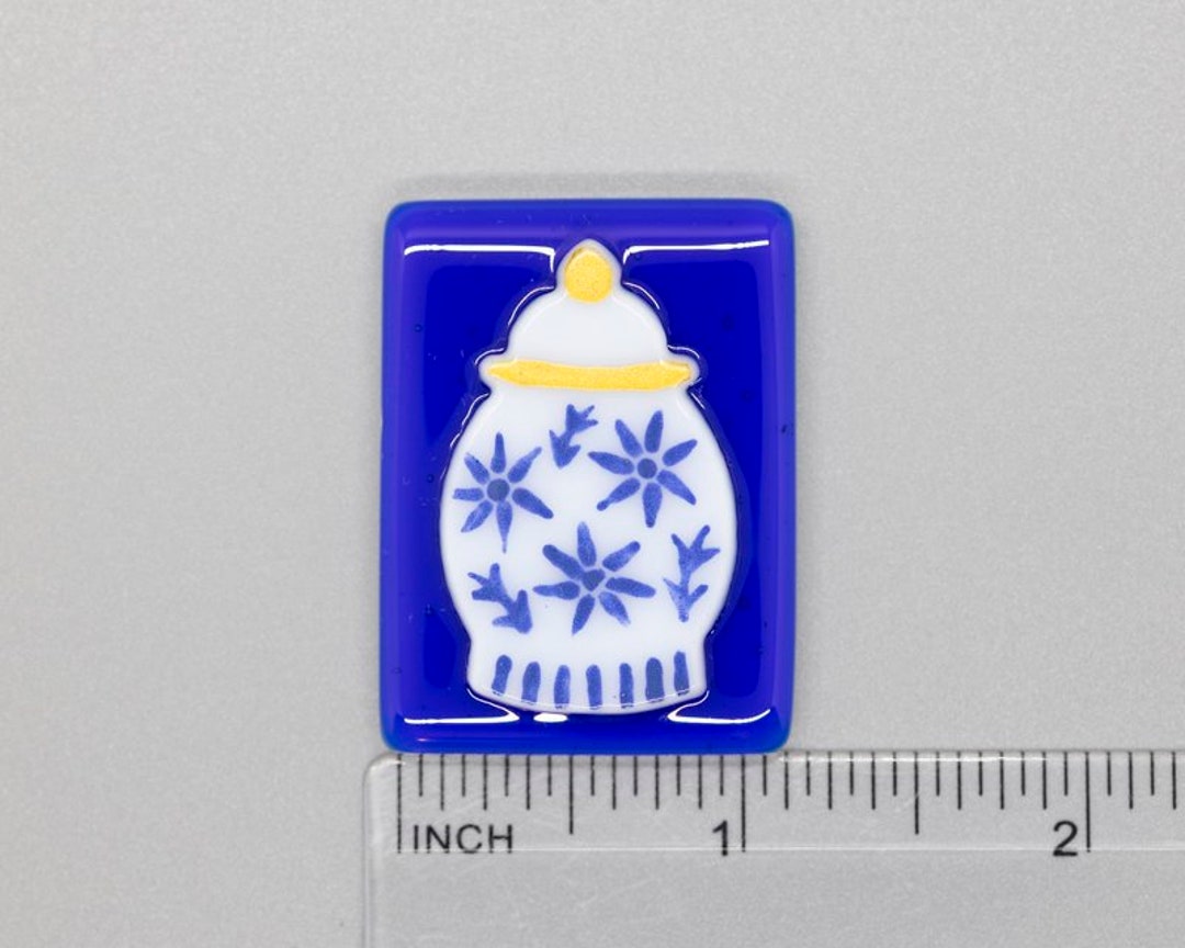 BEAU VERRE ART ginger Jar Fused Glass Needle Minder Needleminder