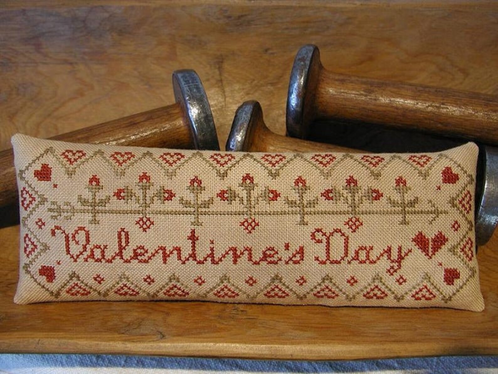 THREADWORK PRIMITIVES endless Hearts, Counted Cross Stitch Pattern