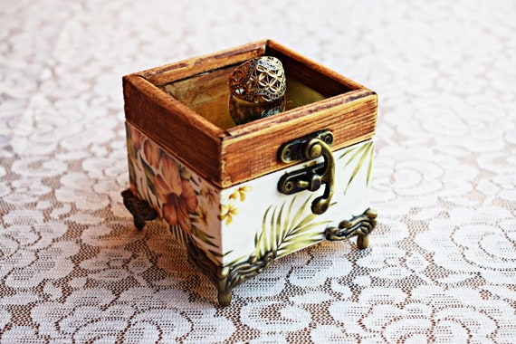 rustic wedding ring box