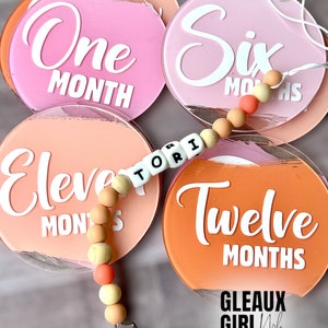 Discos de hitos de bebé acrílicos personalizados, marcador de hitos mensuales, disco de hitos, accesorio de hitos para bebés, regalo de baby shower, hitos mensuales