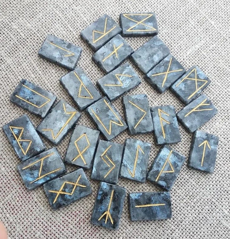 Viking rune set from north labradorite with blue iridescence with lin…