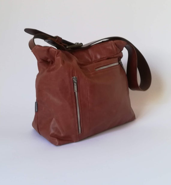 cognac leather shoulder bag