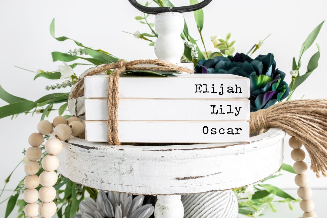 Personalized Family Name Faux Book Stack – Rustic Wood Decor - Etsy UK