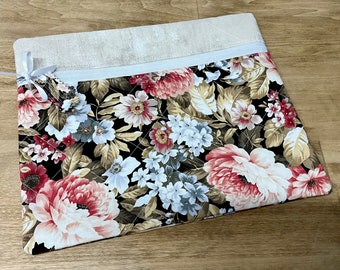 Quilted Cross Stitch  Project Bag 13" x 11" Dusky Pink Flowers