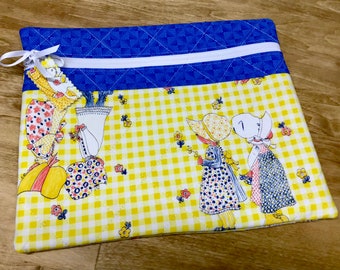 Quilted Cross Stitch  Project Bag 13" x 11" Sun Bonnet Print