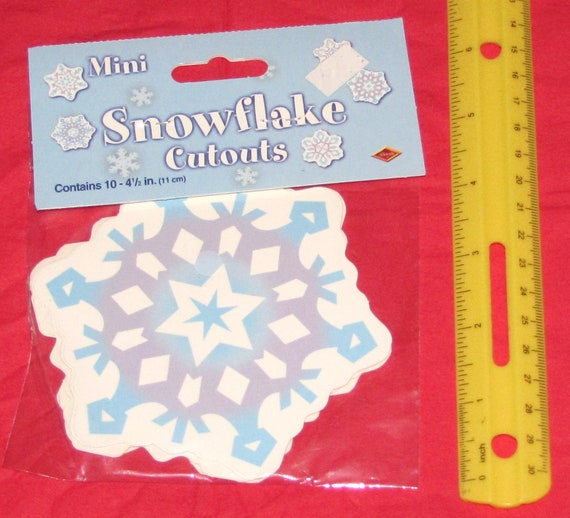 Paper Snowflake Cutouts Snowflake Die Cuts White Snowflakes Paper  Snowflakes Christmas Snowflakes 3D Paper Snowflakes 