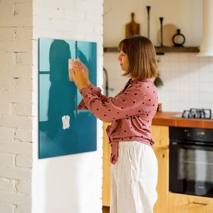 Tablero magnético de abstracción geométrica, lista de tareas para la pared, tablero de mensajes turquesa, lista de tareas para la pared con patrón de abstracción, marcador + esponja