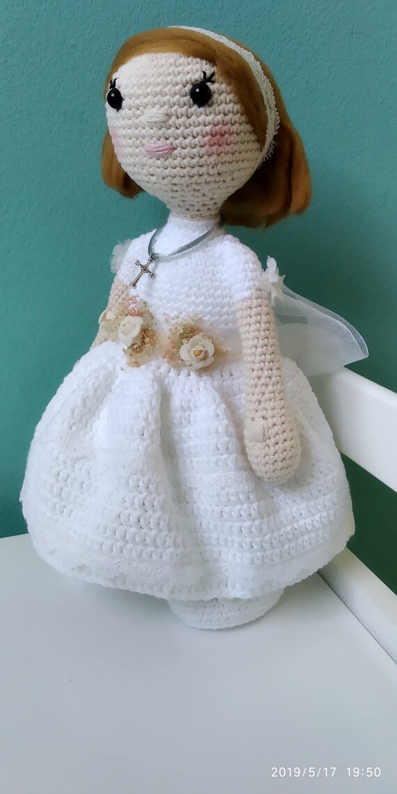 muñeca crochet comunion