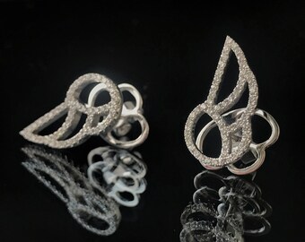 18K Gold & Pave Diamond Wing Angel's Stud earrings, Wing-shaped Diamond Stud Earrings, 0.66 ct Round Brilliant Cut 18k Gold, Wedding Earring